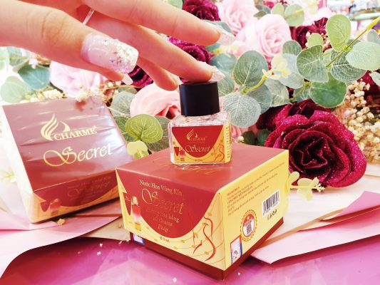 Nước hoa Vùng kín Charme Magic Đỏ 2025